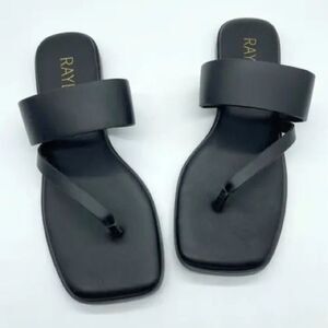 RAYE Cynthia Sandal in Black